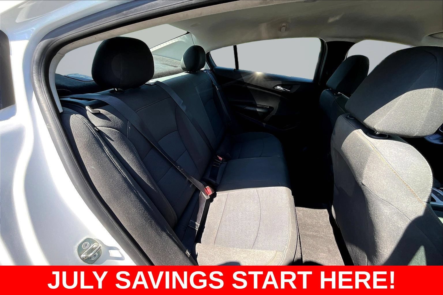 Used 2018 Chevrolet Cruze LS FWD image 29