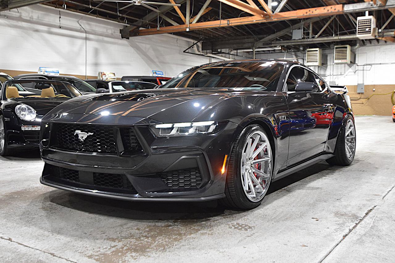 Used 2024 Ford Mustang GT Premium image 5