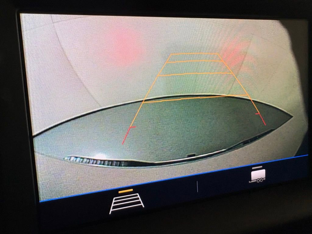 Used 2022 Chevrolet Silverado 1500 Custom image 32