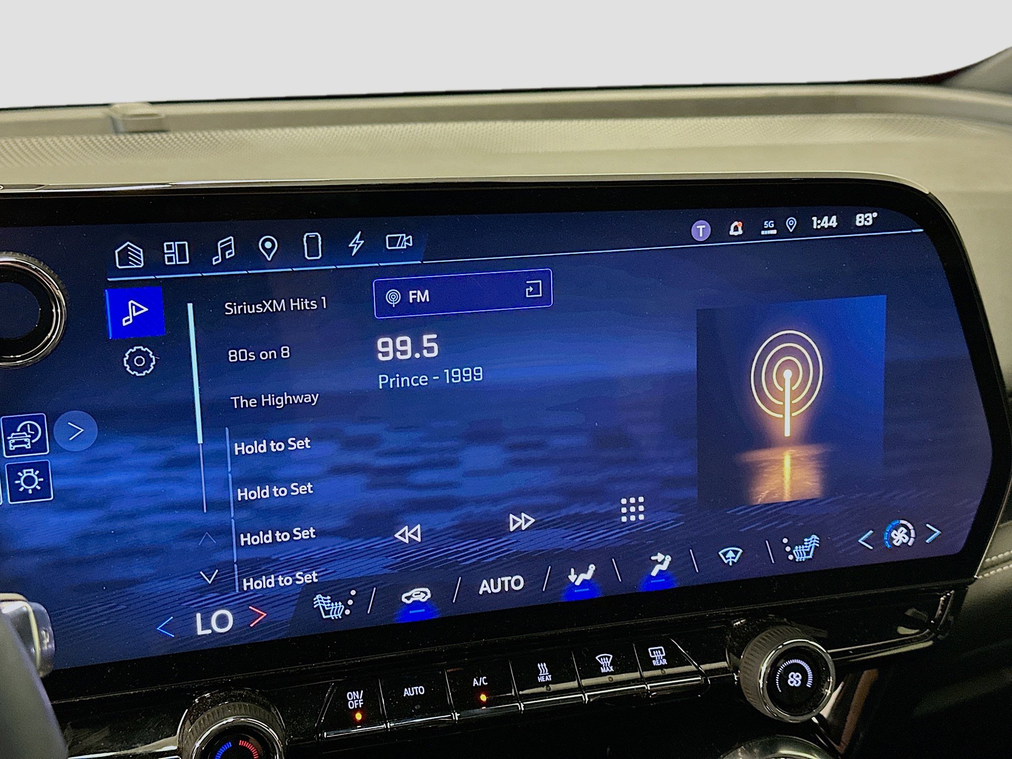 Used 2024 Chevrolet Blazer EV LT image 21