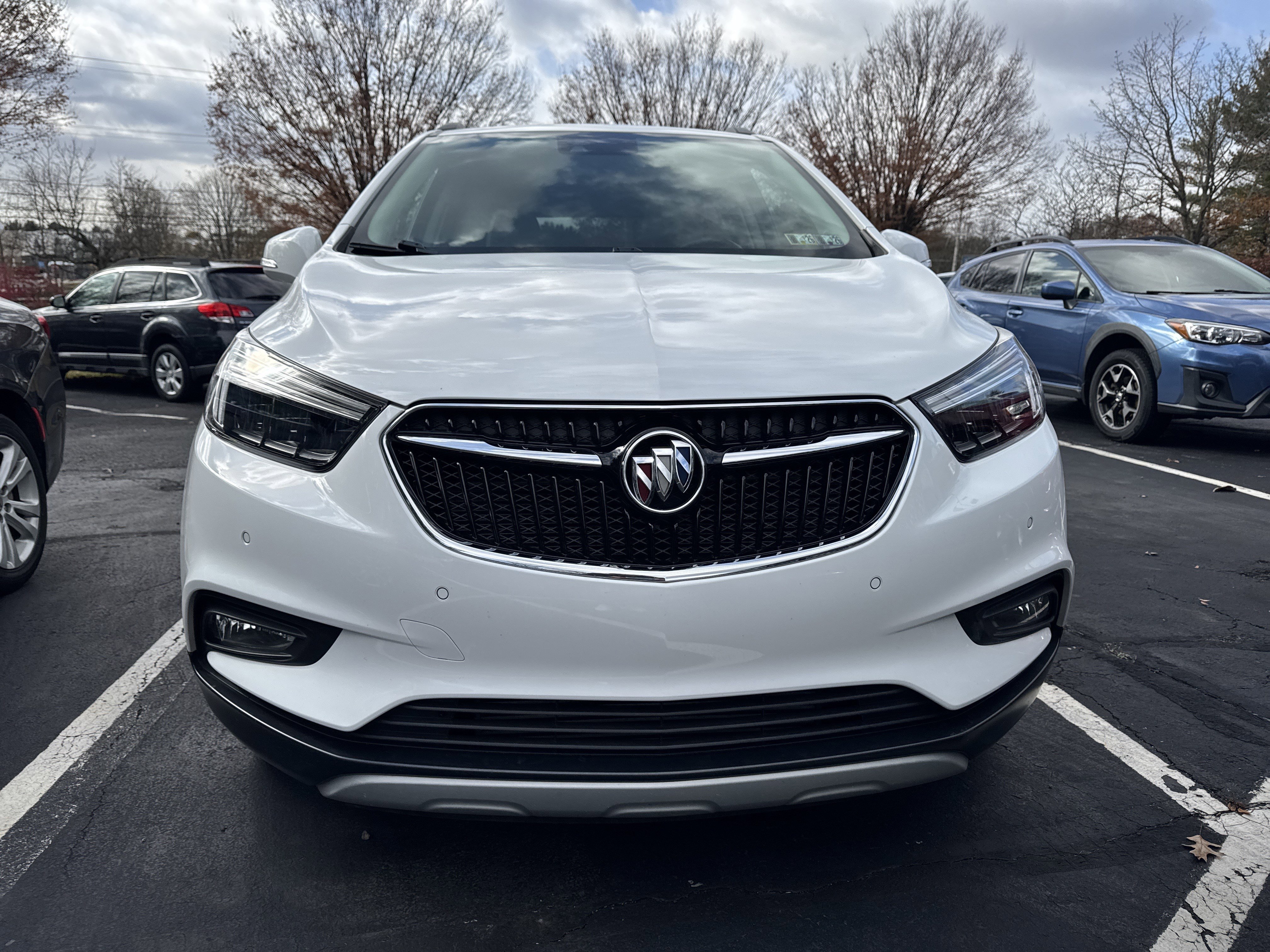 Used 2019 Buick Encore Essence w/ Safety Package II image 2