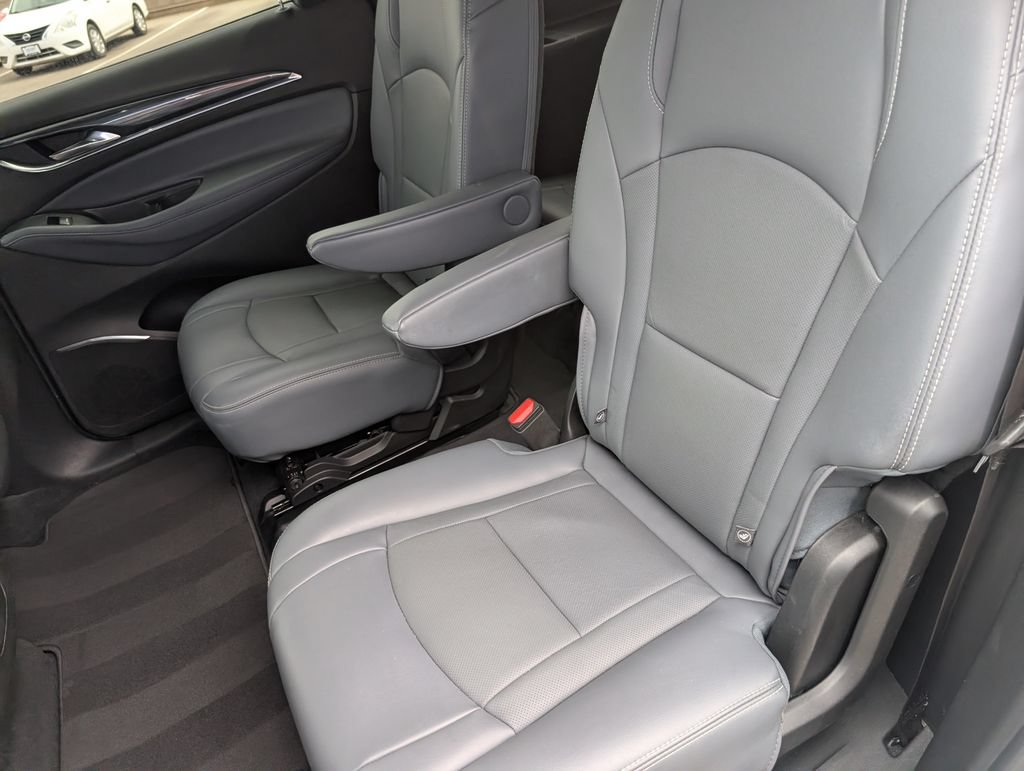 Used 2024 Buick Enclave Premium AWD/4WD image 13