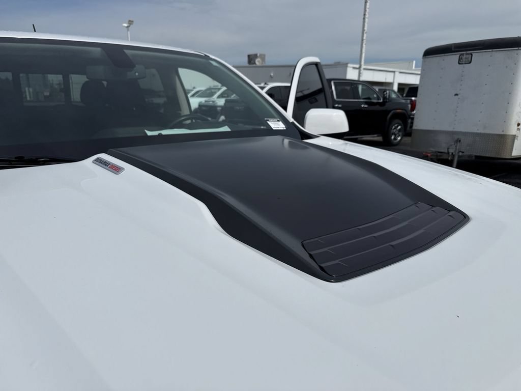 Certified 2022 Chevrolet Colorado ZR2 w/ Colorado ZR2 Bison Edition AWD/4WD image 37