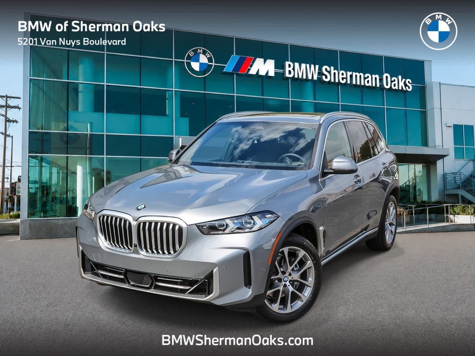 Used 2026 BMW X5 xDrive40i AWD/4WD image 1