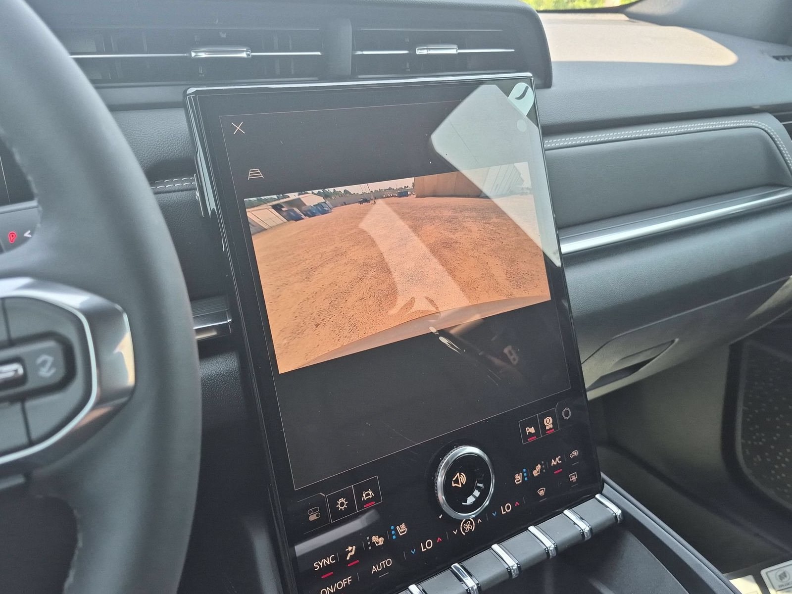 New 2027 GMC Terrain Elevation w/ Elevation Premium Package FWD image 19