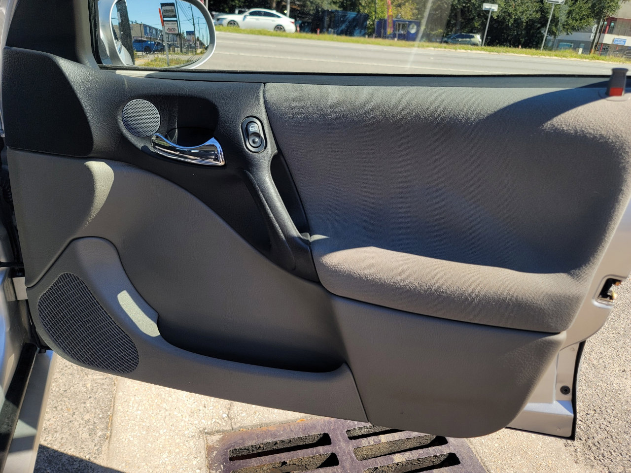 Used 2003 Saturn L-Series L200 image 18