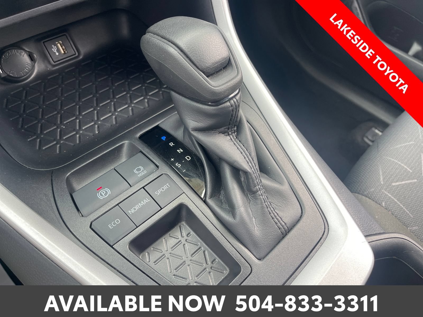 Certified 2025 Toyota RAV4 XLE FWD image 32