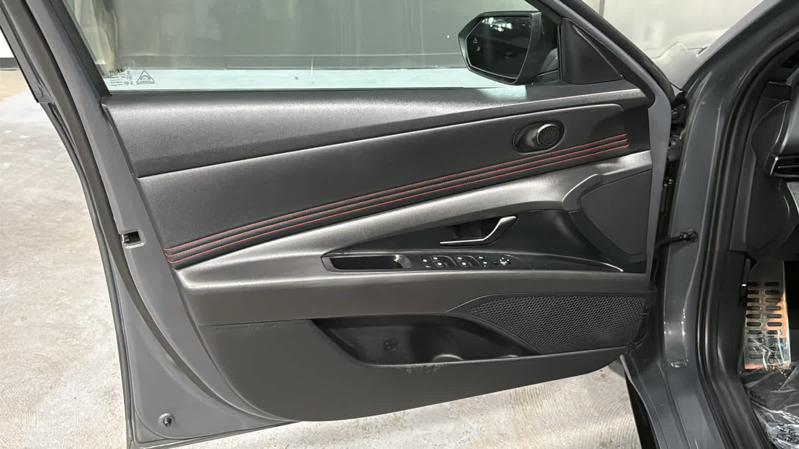 Used 2023 Hyundai Elantra N Line FWD image 9