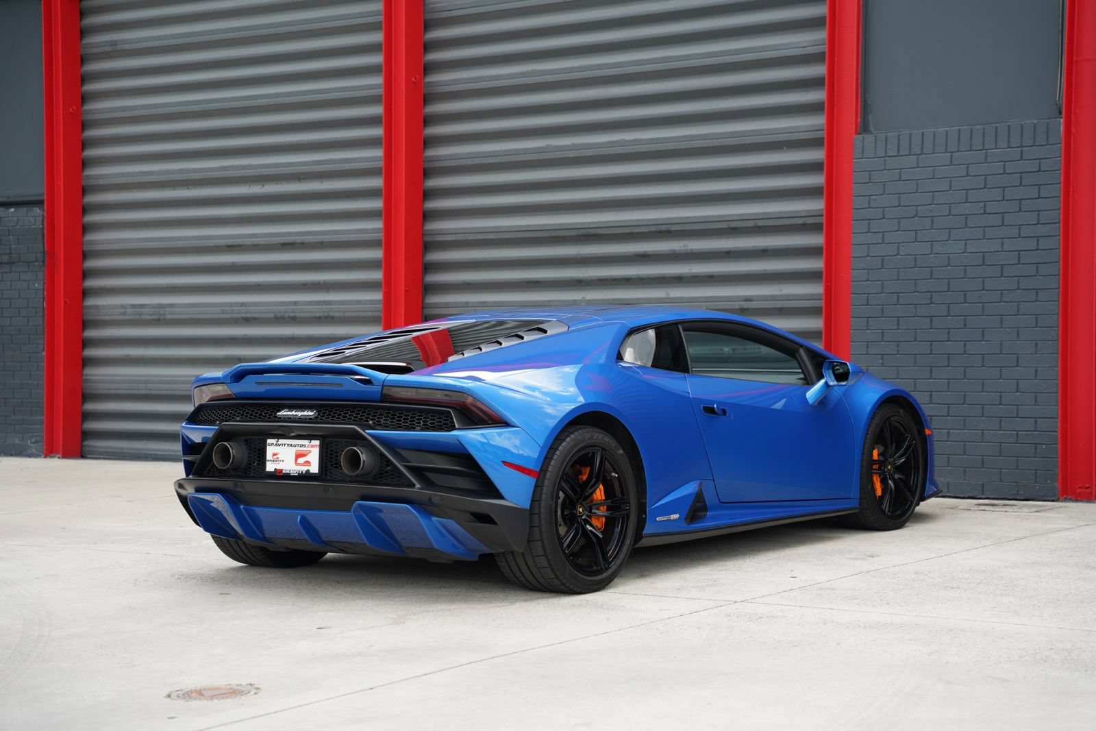 Used 2020 Lamborghini Huracan EVO RWD image 14