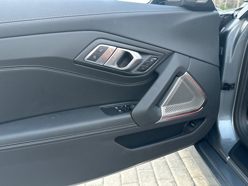 Used 2026 BMW Z4 M40i w/ Premium Package image 17
