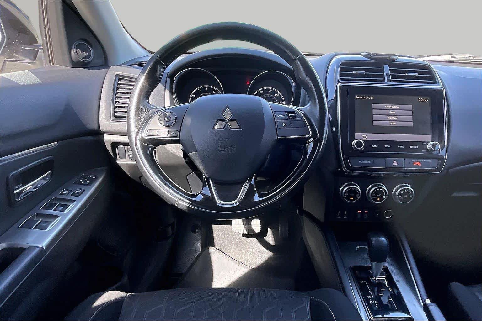 Used 2021 Mitsubishi Outlander Sport SE FWD image 6