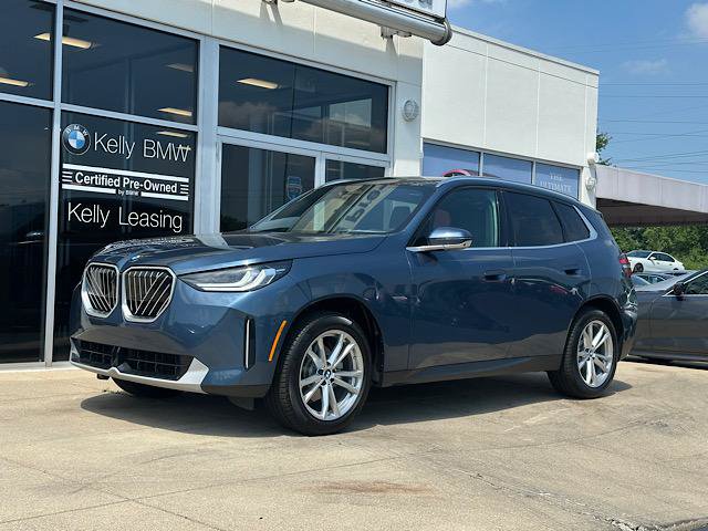 Used 2025 BMW X3 xDrive30i w/ Premium Package AWD/4WD image 4