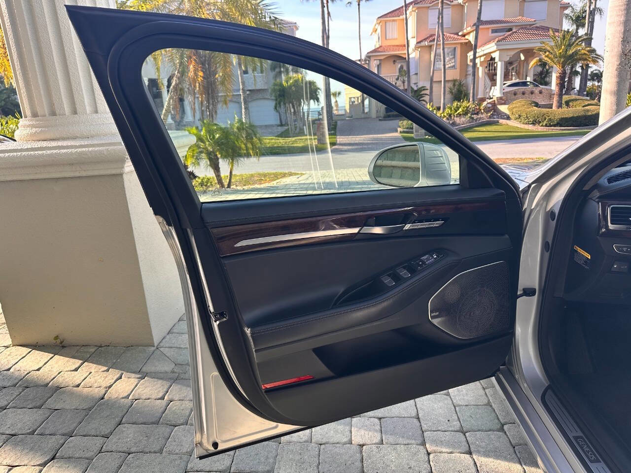 Used 2017 Genesis G90 5.0 Ultimate image 53