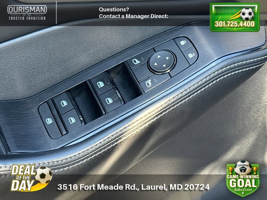 Used 2021 Nissan Rogue SV w/ Premium Package AWD/4WD image 8