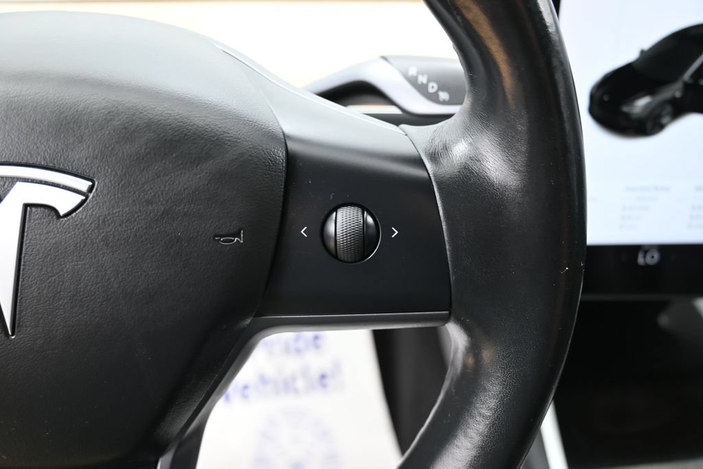 Used 2018 Tesla Model 3 Long Range RWD image 23