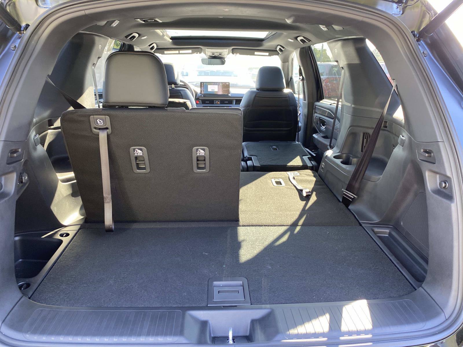 New 2026 Honda Pilot Black Edition image 6