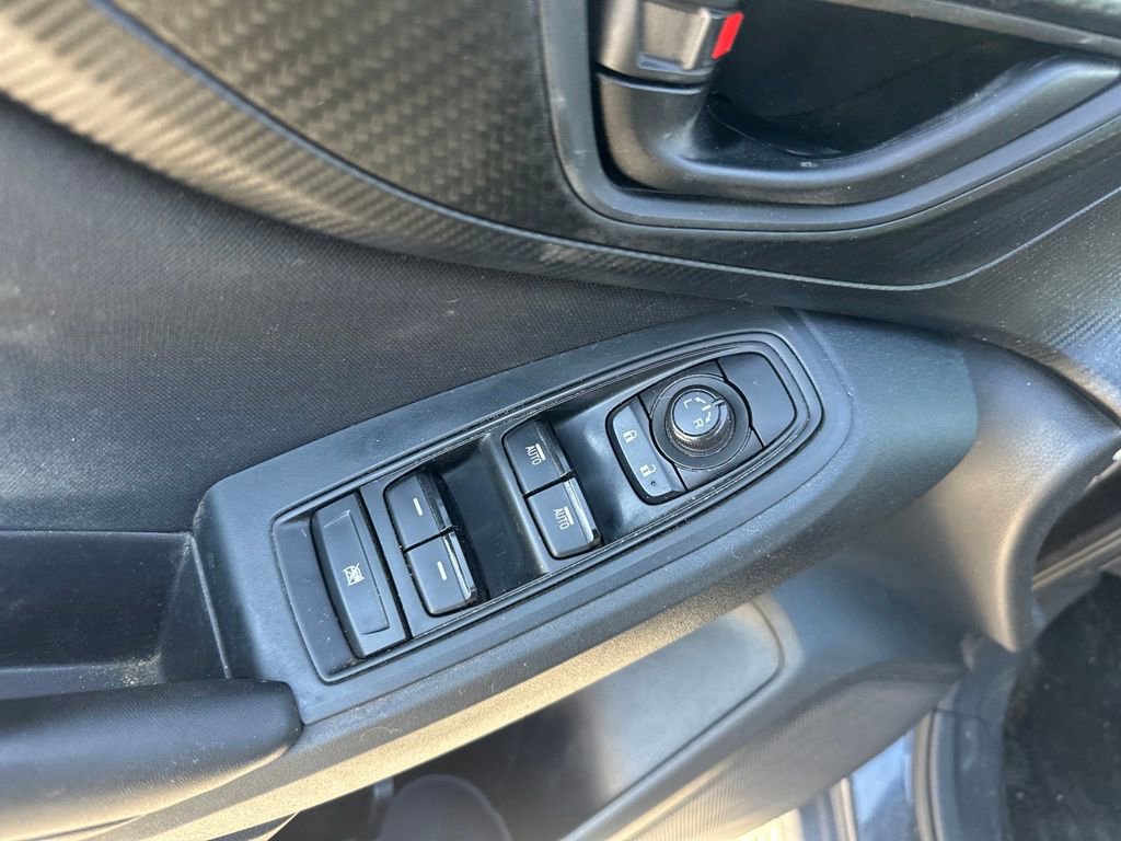 Used 2017 Subaru Impreza 2.0i image 10