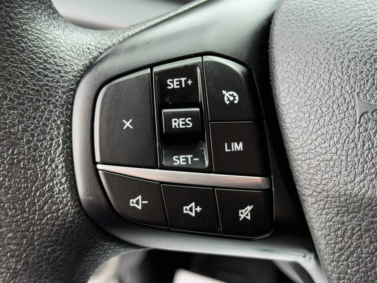 Used 2023 Ford Transit 250 Medium Roof AWD image 17