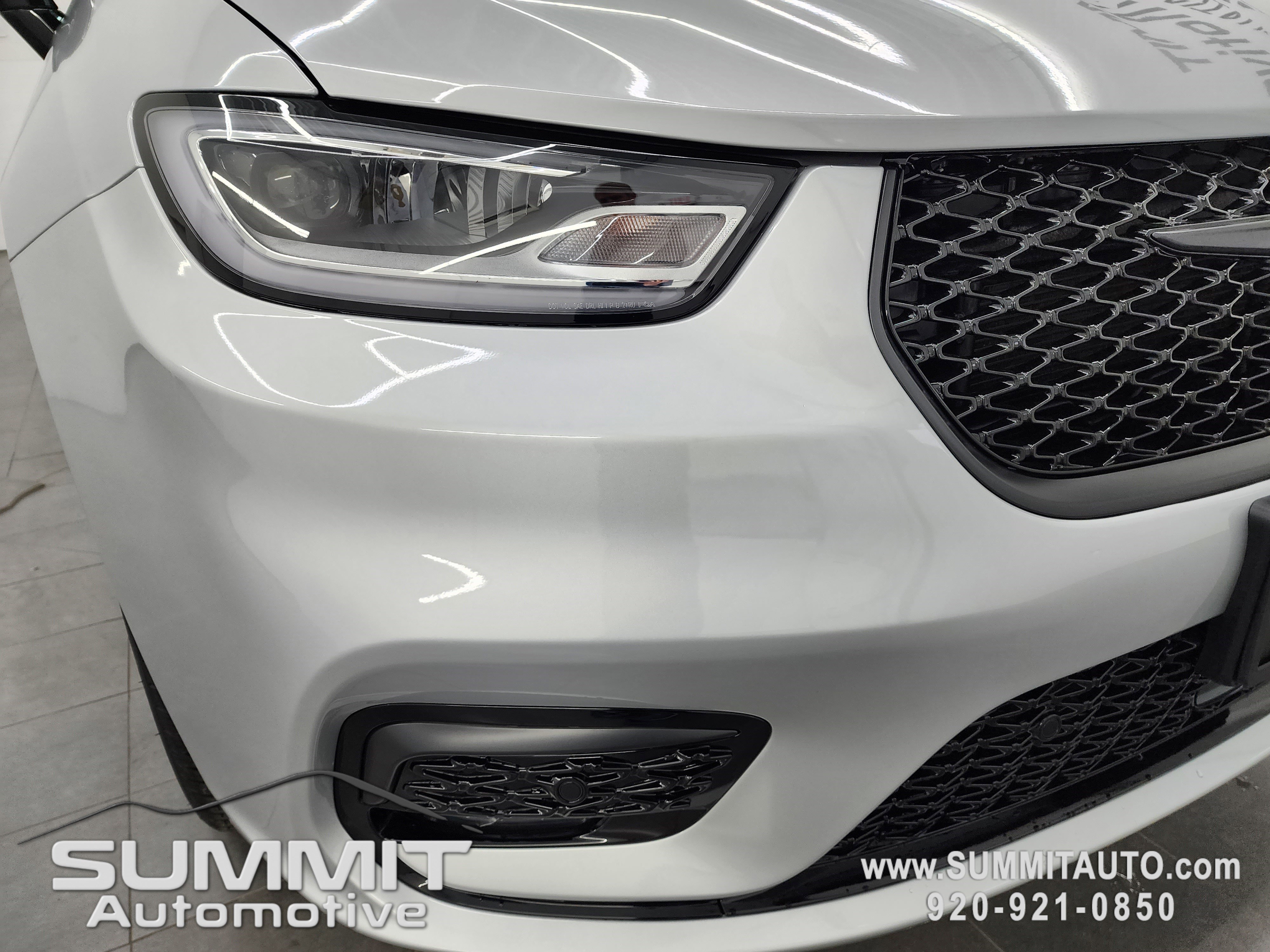 New 2026 Chrysler Pacifica Limited w/ S Appearance Package image 25