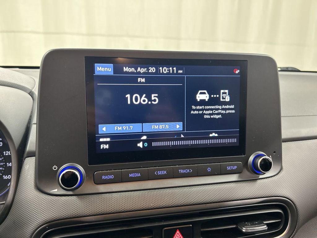 Used 2023 Hyundai Kona SEL AWD/4WD image 14