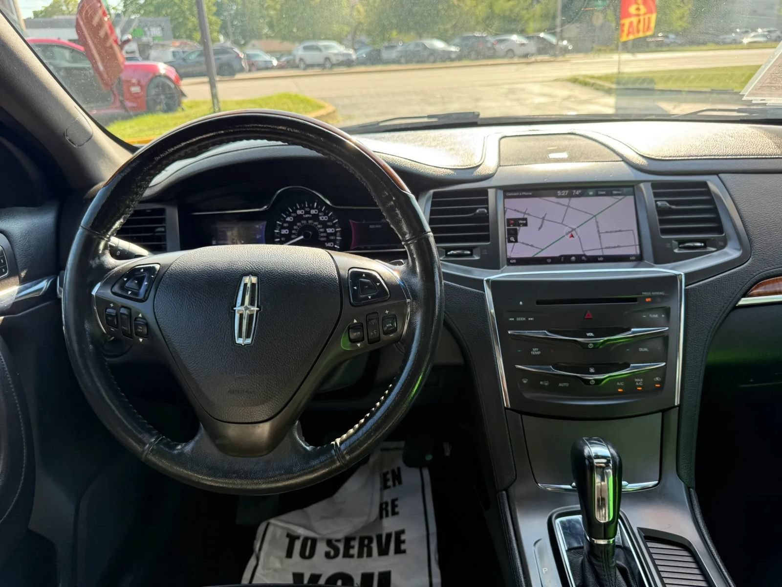 Used 2013 Lincoln MKS AWD image 28