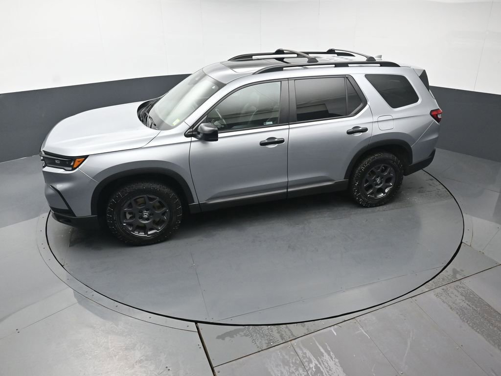 Used 2023 Honda Pilot TrailSport image 38