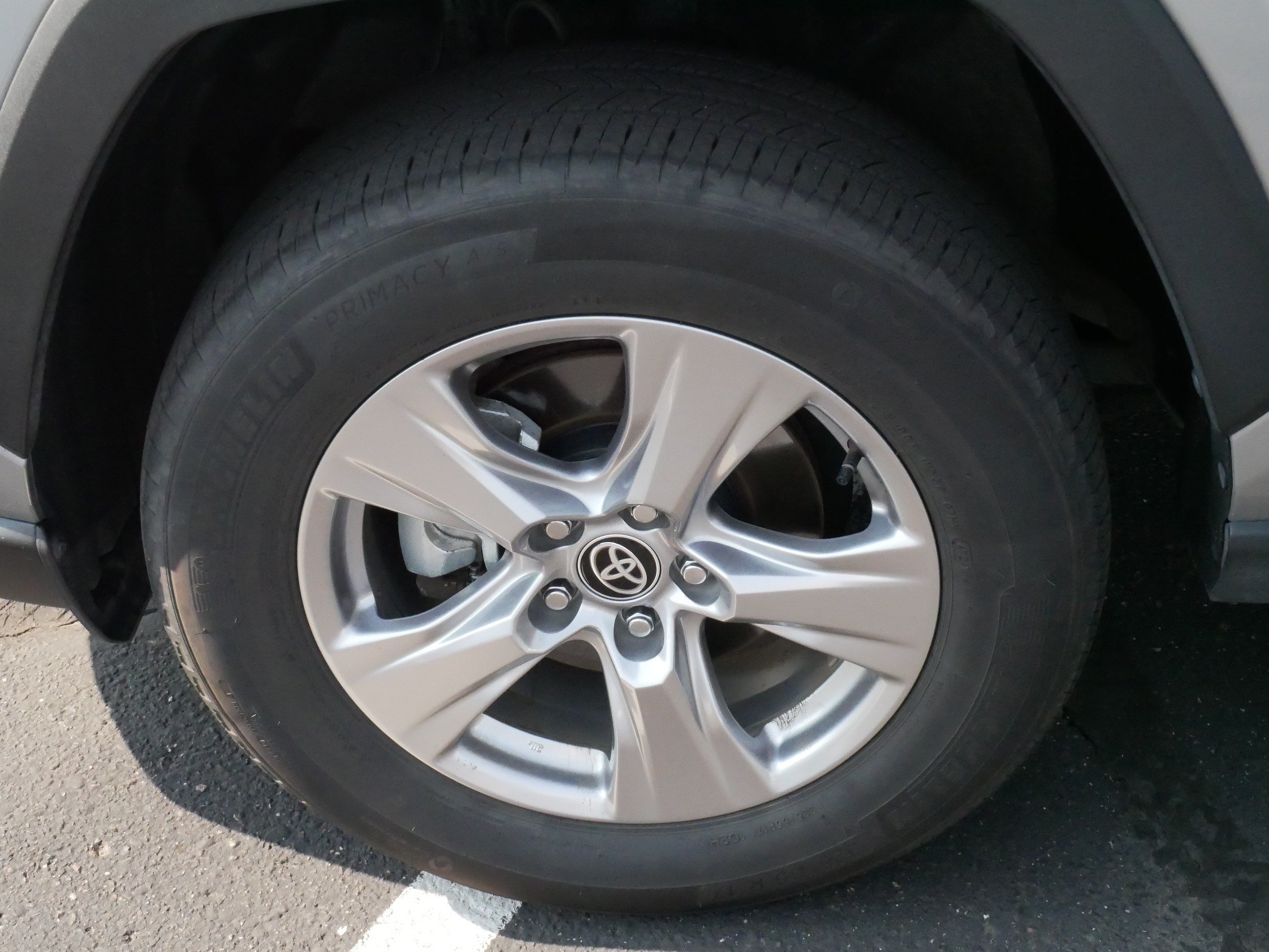 Certified 2025 Toyota RAV4 XLE AWD/4WD image 15