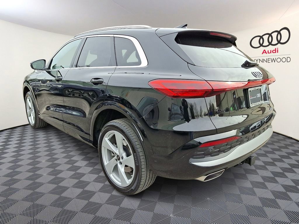 Certified 2025 Audi Q5 Premium Plus w/ Premium Plus image 4