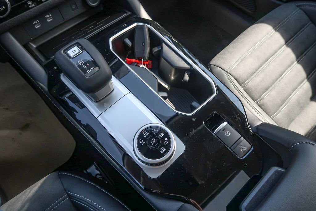 New 2026 Mitsubishi Outlander AWD image 32