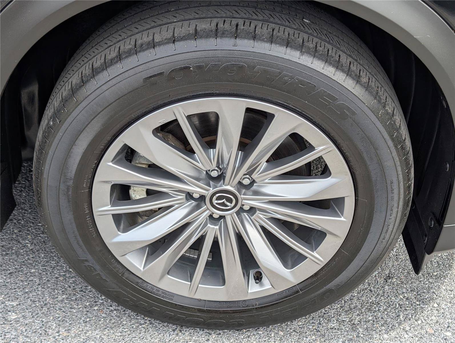 Used 2024 MAZDA CX-90 Plug-In Hybrid w/ Preferred AWD/4WD image 11
