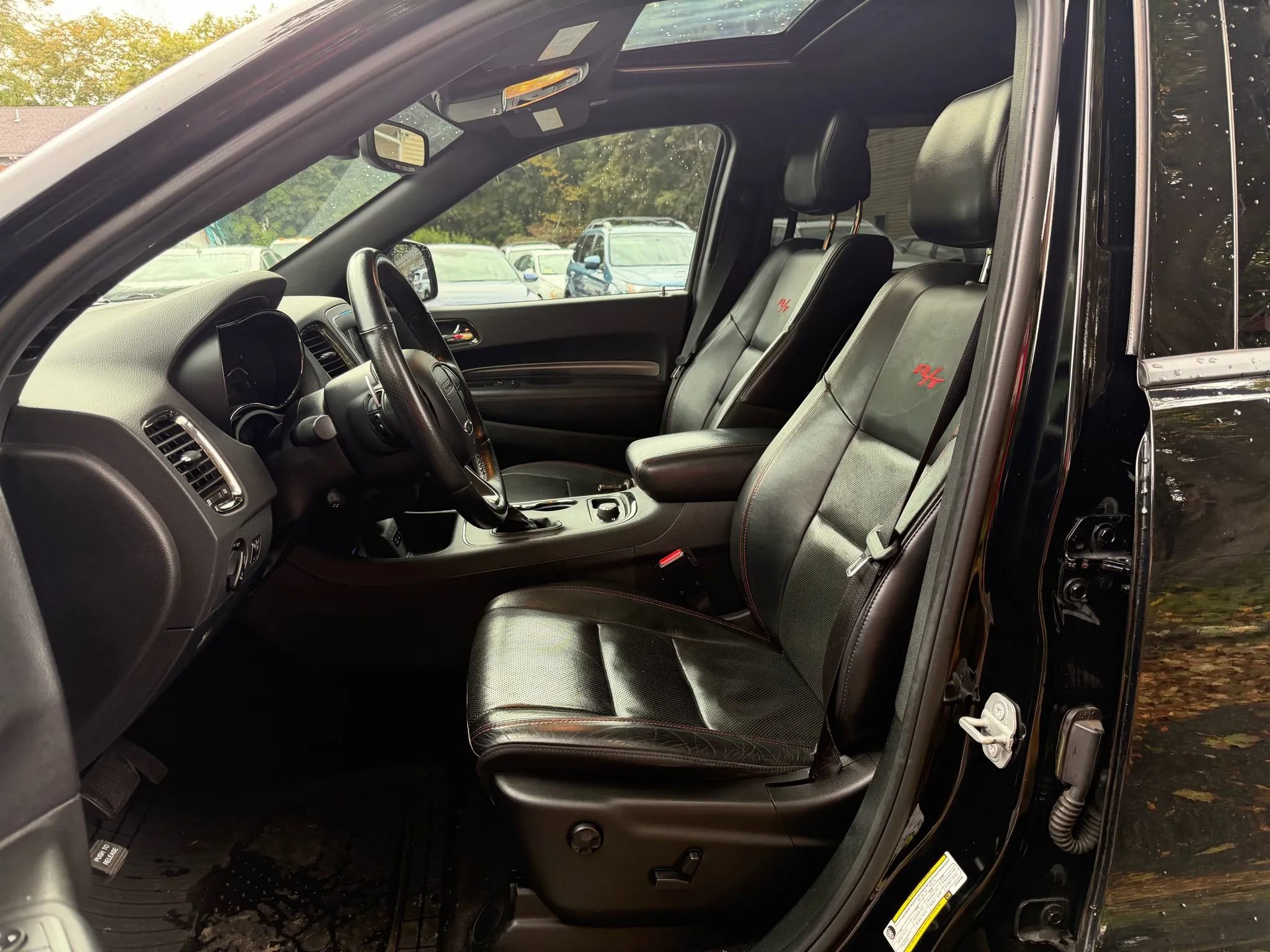 Used 2018 Dodge Durango R/T w/ Technology Group image 16