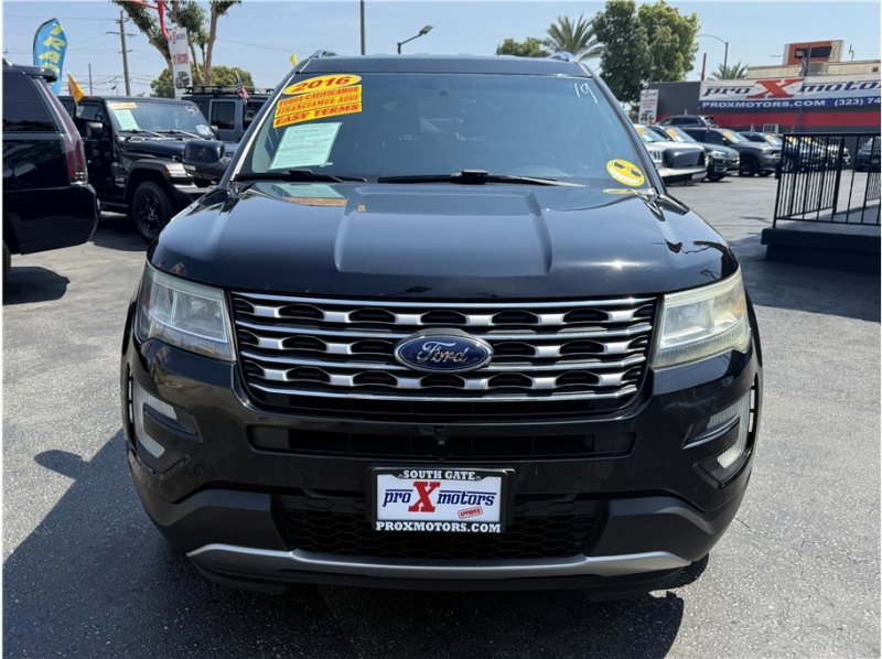 Used 2016 Ford Explorer Limited image 2