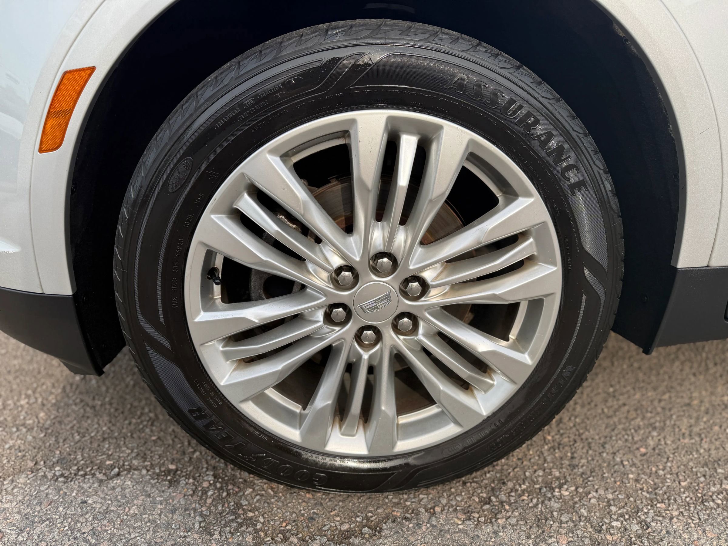 Used 2018 Cadillac XT5 Premium Luxury AWD/4WD image 13