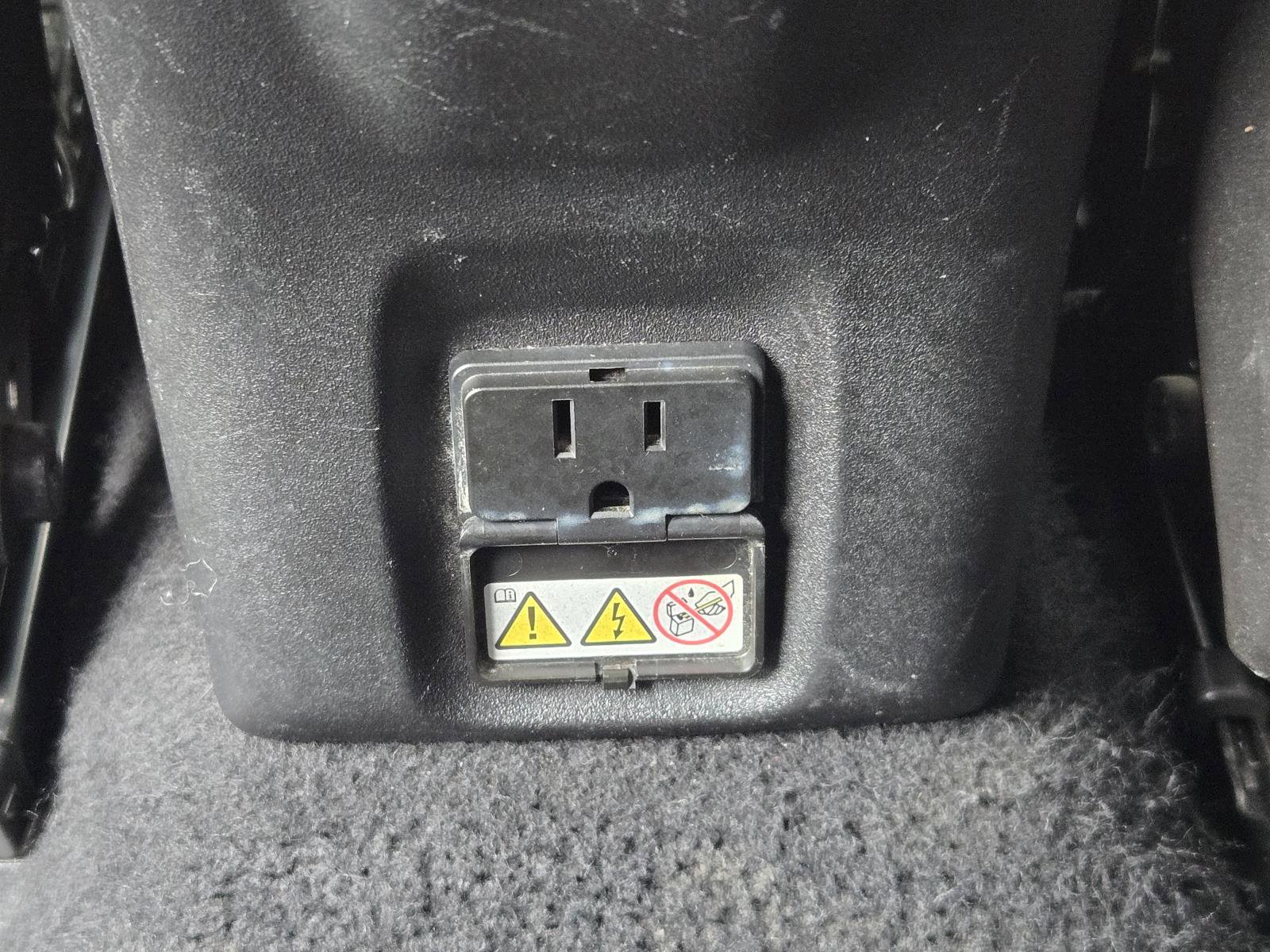 Certified 2019 Jeep Renegade Trailhawk image 28