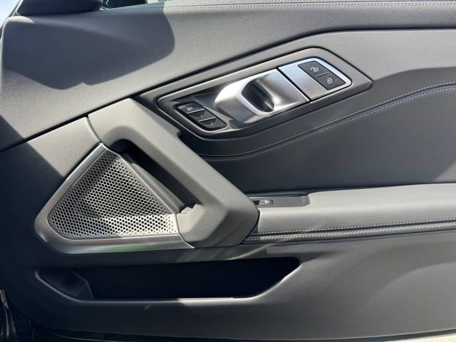 Used 2025 BMW Z4 M40i w/ Edition image 25