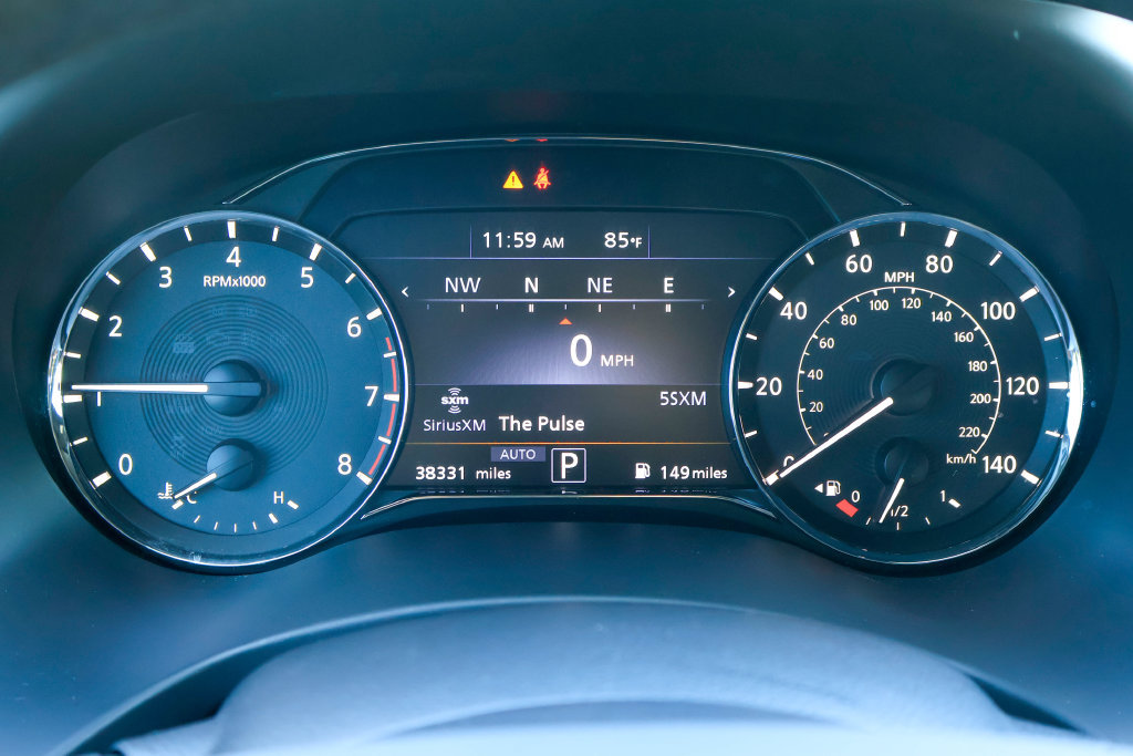 Used 2023 INFINITI QX80 Sensory w/ Cargo Package AWD/4WD image 13
