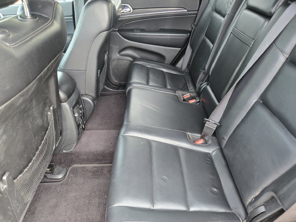 Used 2019 Jeep Grand Cherokee Limited AWD/4WD image 24