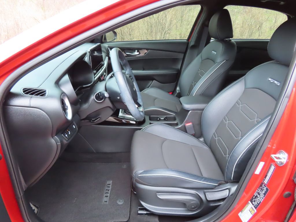 Certified 2024 Kia Forte GT-Line image 19