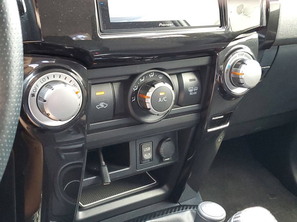 Used 2019 Toyota 4Runner TRD Off-Road AWD/4WD image 30