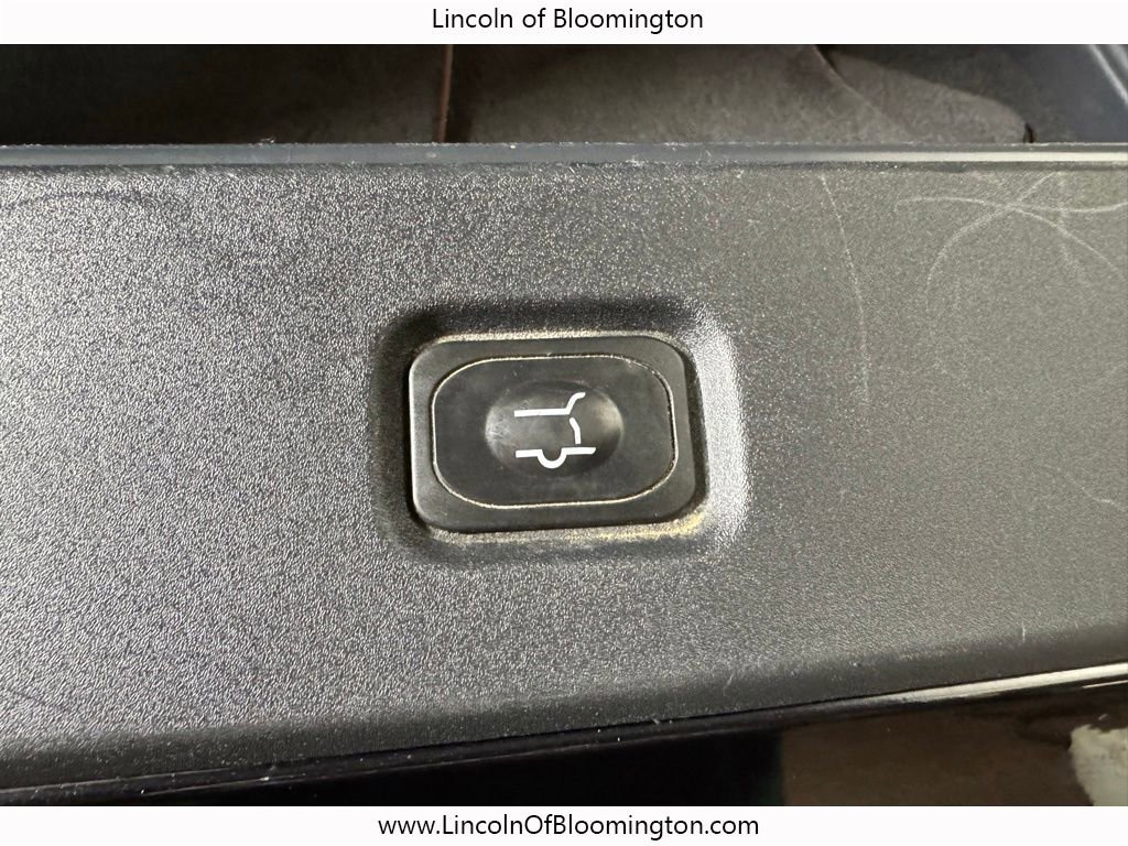 Certified 2025 Lincoln Navigator Reserve image 29