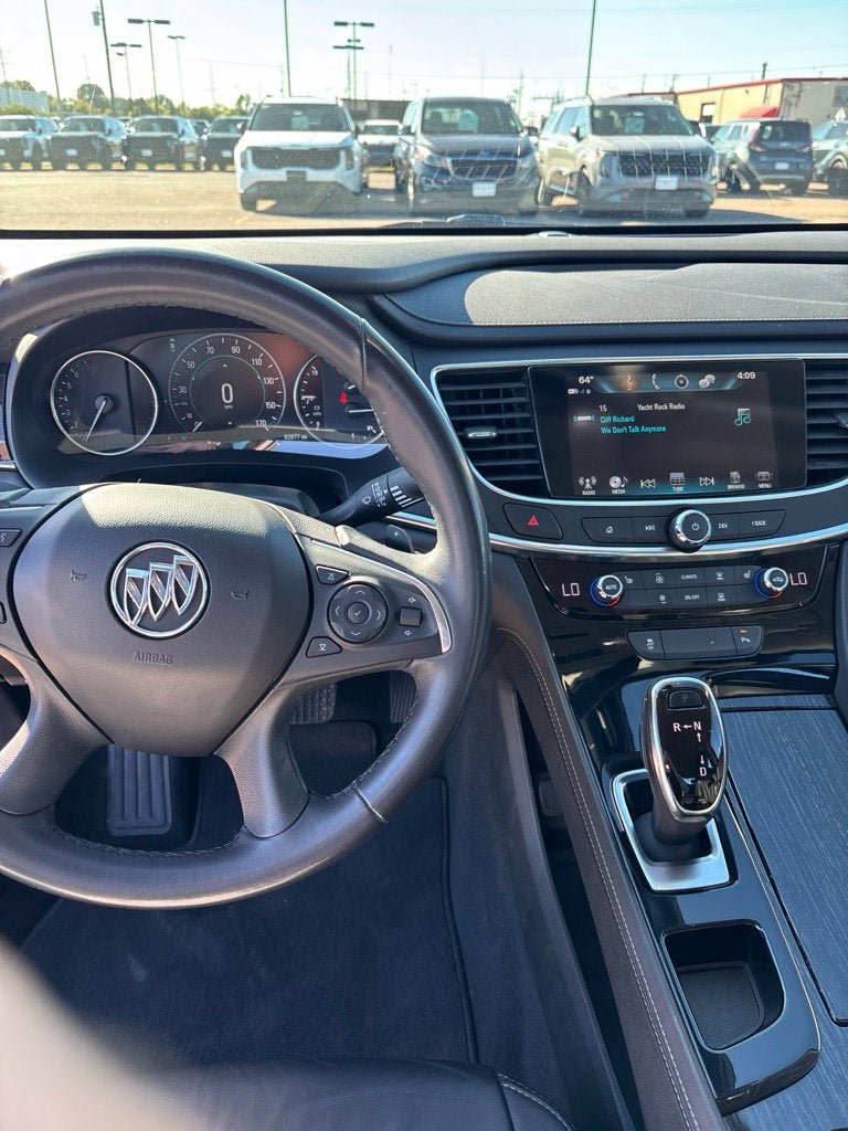 Used 2019 Buick LaCrosse Essence FWD image 14