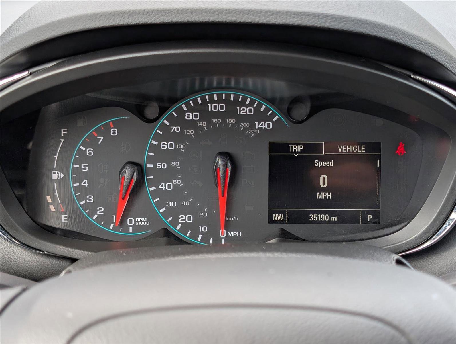 Used 2022 Chevrolet Trax LT w/ LT Convenience Package image 28