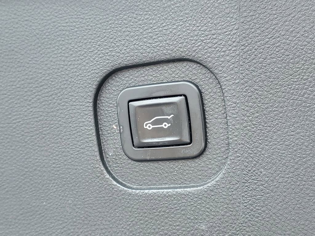 Used 2016 GMC Terrain SLT w/ Open Road Package AWD/4WD image 32