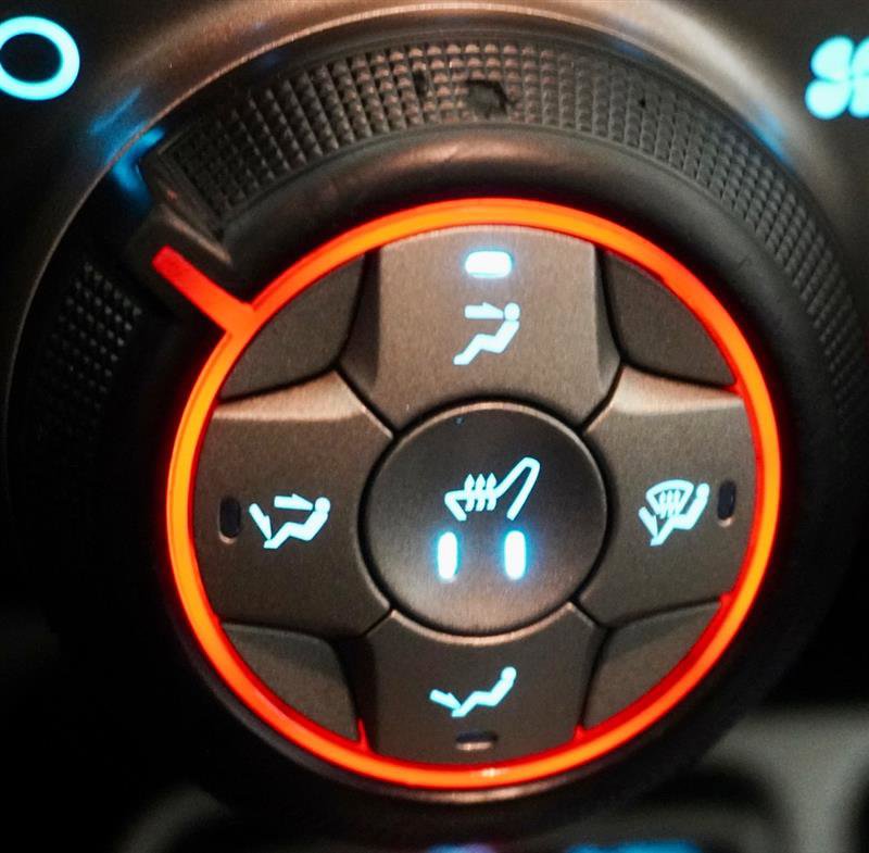 Used 2012 Chevrolet Camaro LT RWD image 17