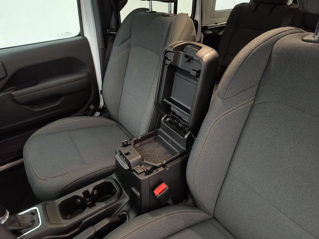 Used 2026 Jeep Wrangler Unlimited Sport AWD/4WD image 26