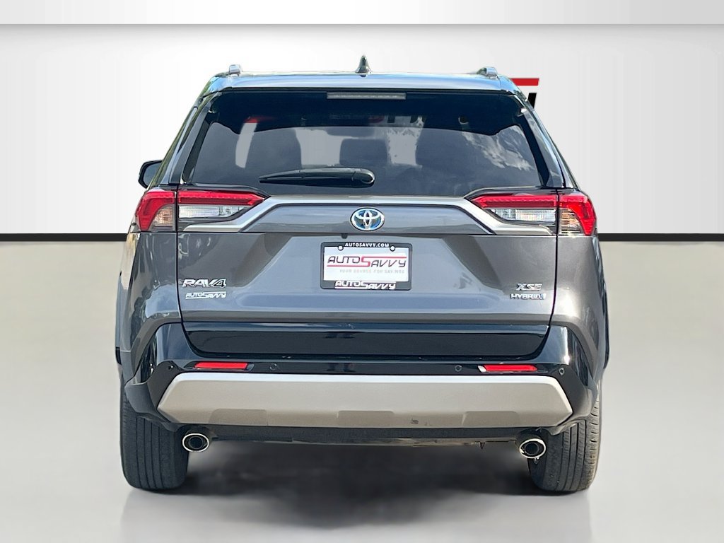 Used 2024 Toyota RAV4 XSE AWD/4WD image 6