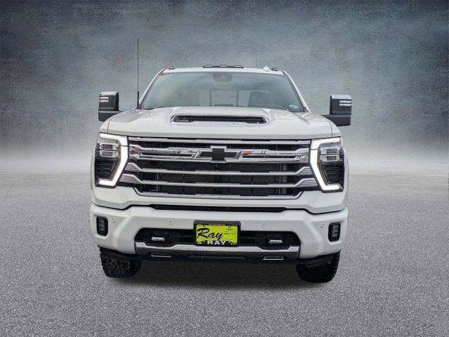New 2026 Chevrolet Silverado 3500 High Country w/ High Country Premium Package AWD/4WD image 9