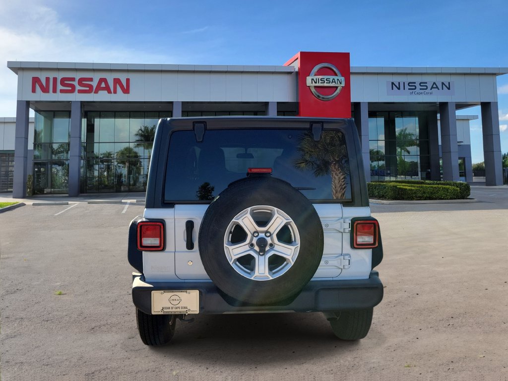 Used 2018 Jeep Wrangler Unlimited Sport S AWD/4WD image 8