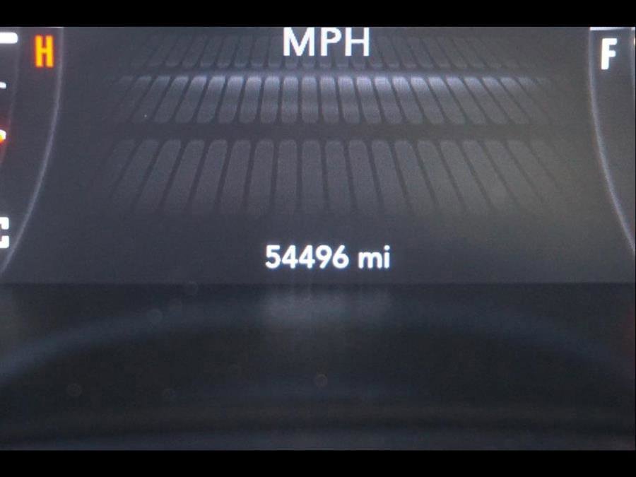 Used 2022 Dodge Challenger GT image 13