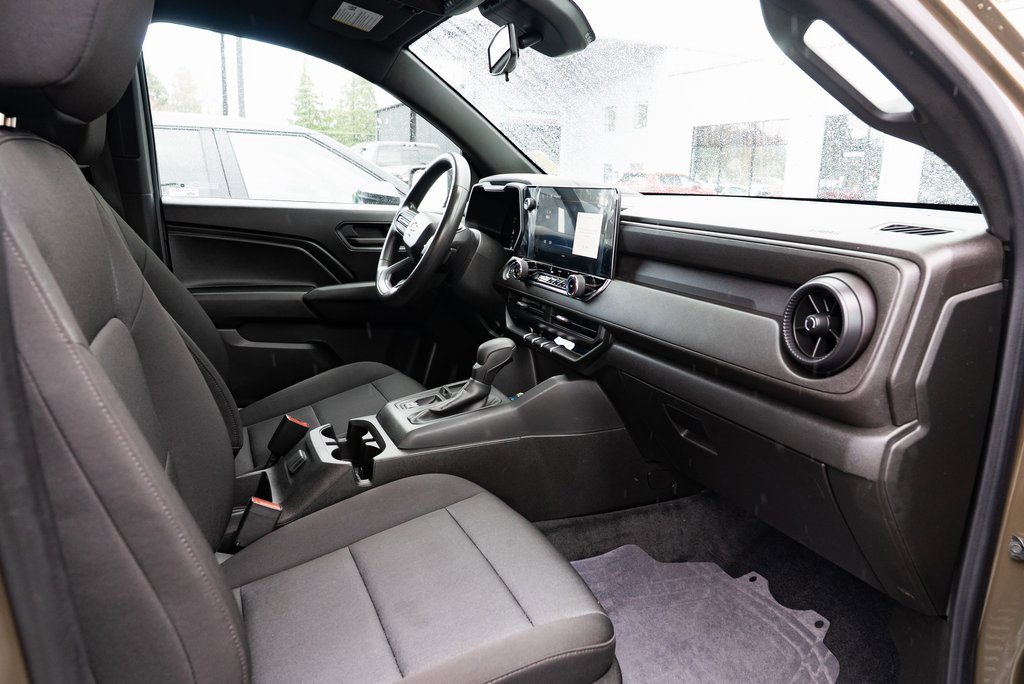 Used 2023 Chevrolet Colorado W/T image 23